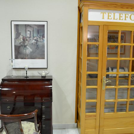 Hotel Regio 2 Кадис Екстериор снимка