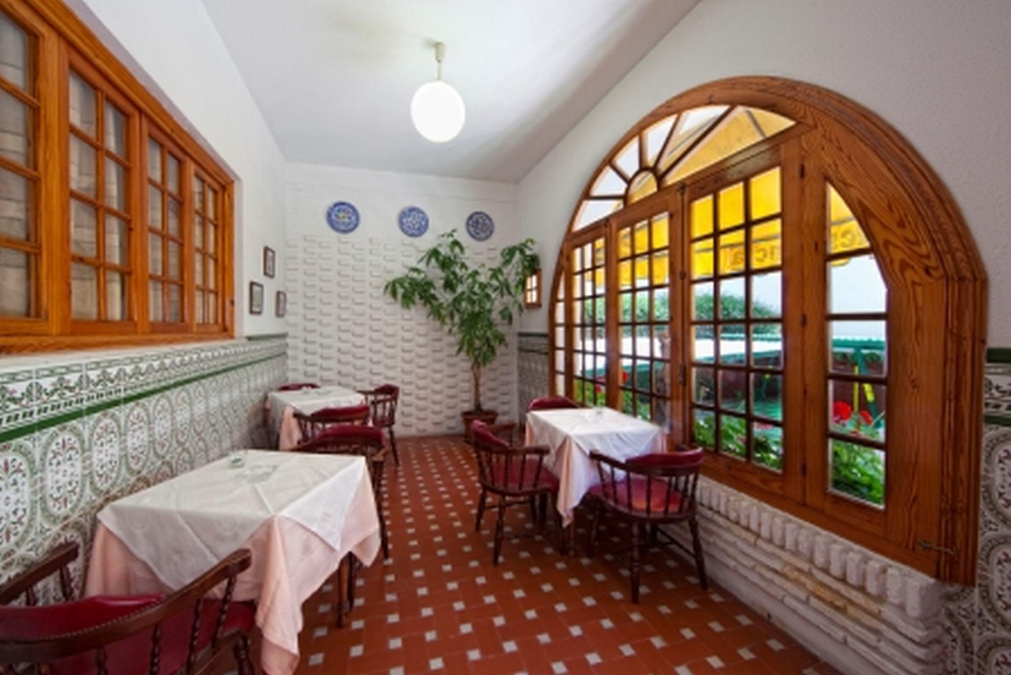 Hotel Regio 2 Кадис Екстериор снимка