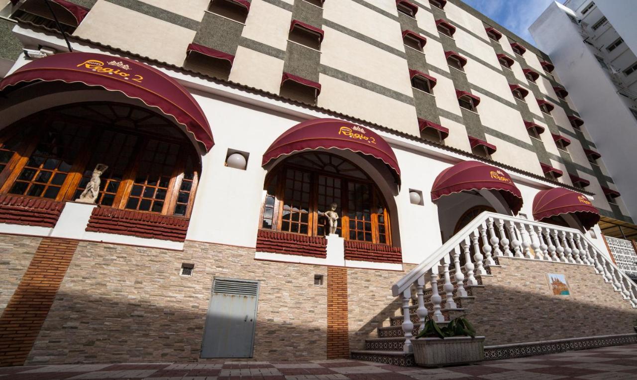 Hotel Regio 2 Кадис Екстериор снимка
