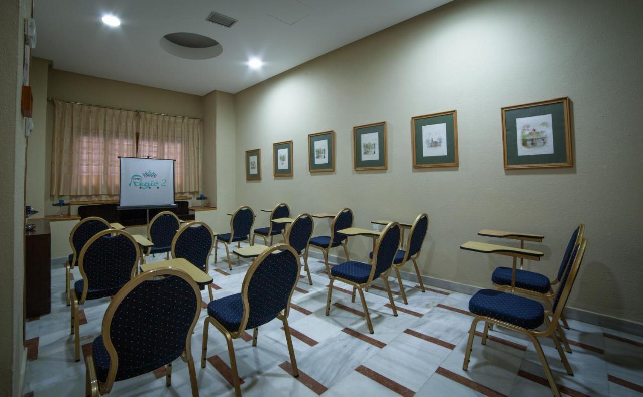 Hotel Regio 2 Кадис Екстериор снимка