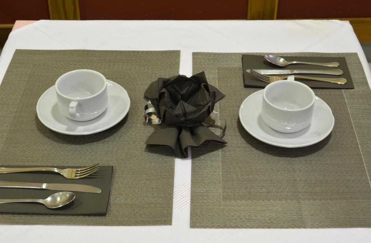 Hotel Regio 2 Кадис Екстериор снимка