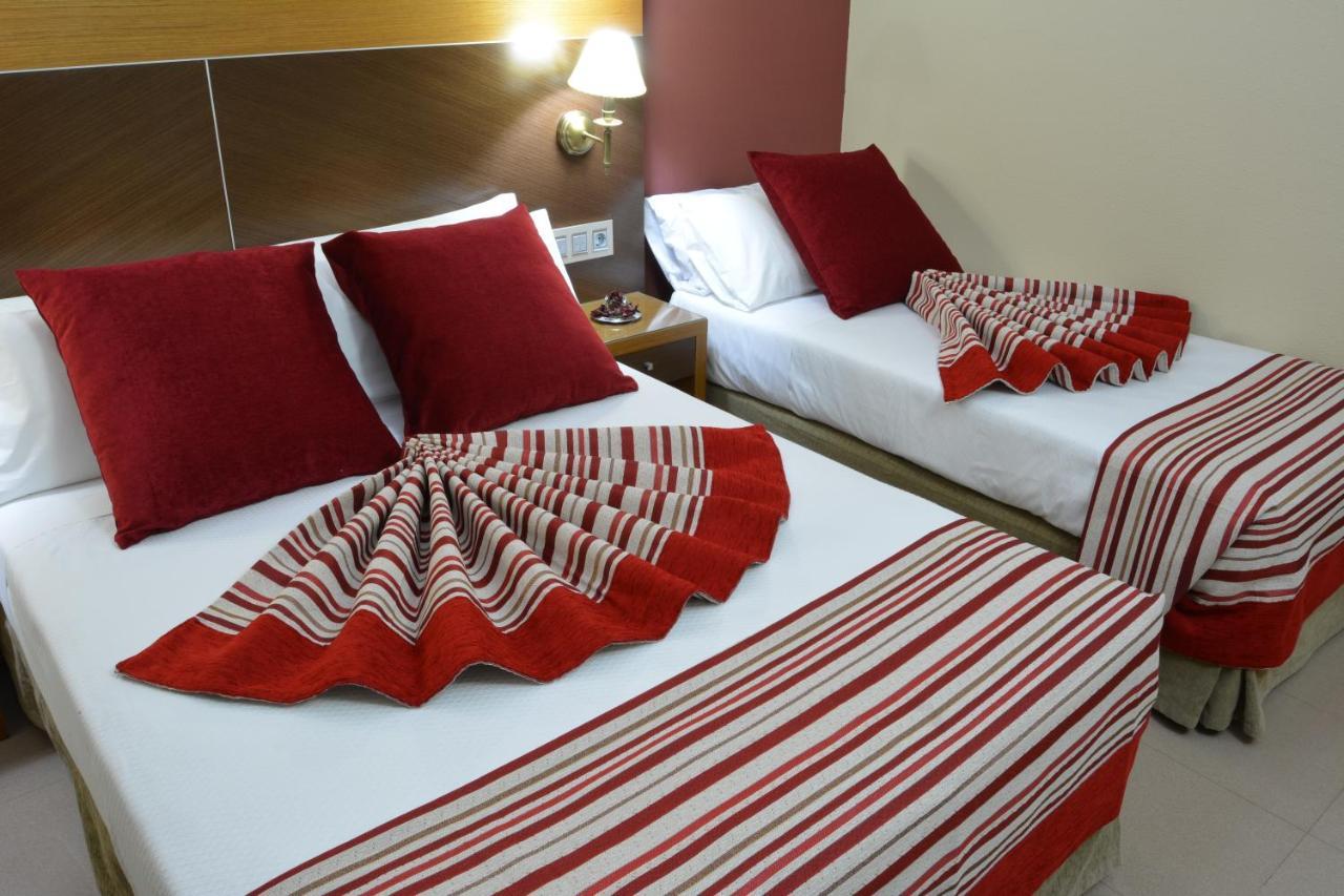 Hotel Regio 2 Кадис Екстериор снимка