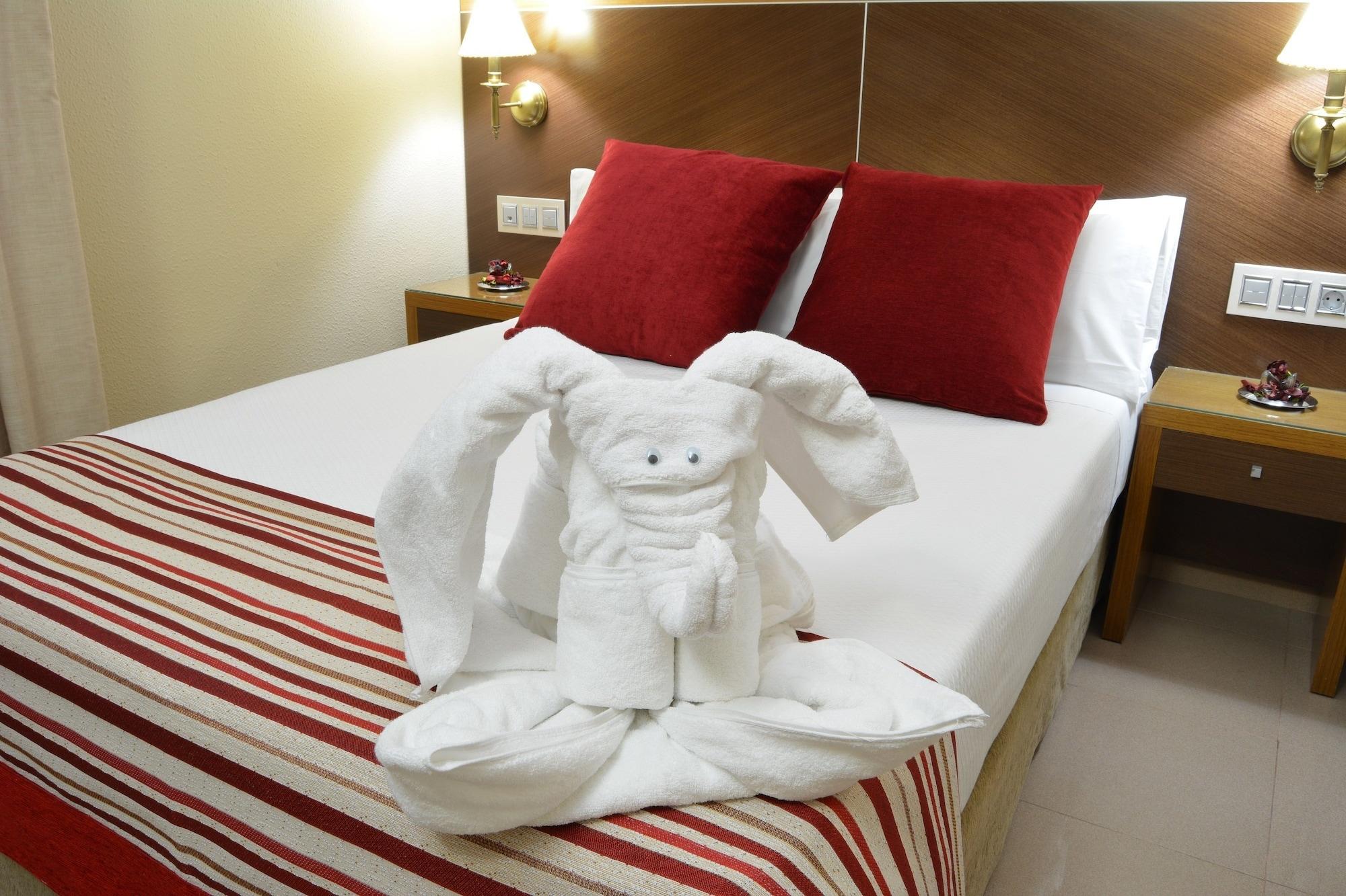 Hotel Regio 2 Кадис Екстериор снимка
