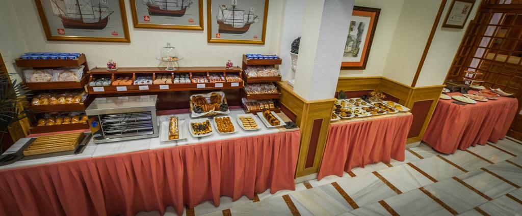 Hotel Regio 2 Кадис Екстериор снимка