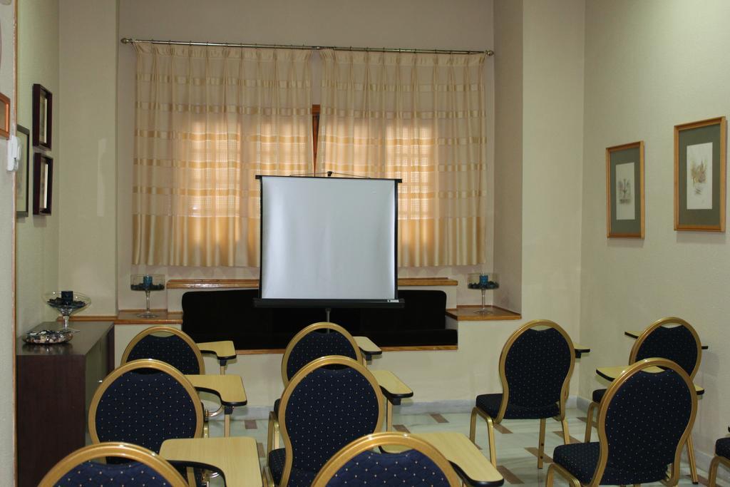 Hotel Regio 2 Кадис Екстериор снимка